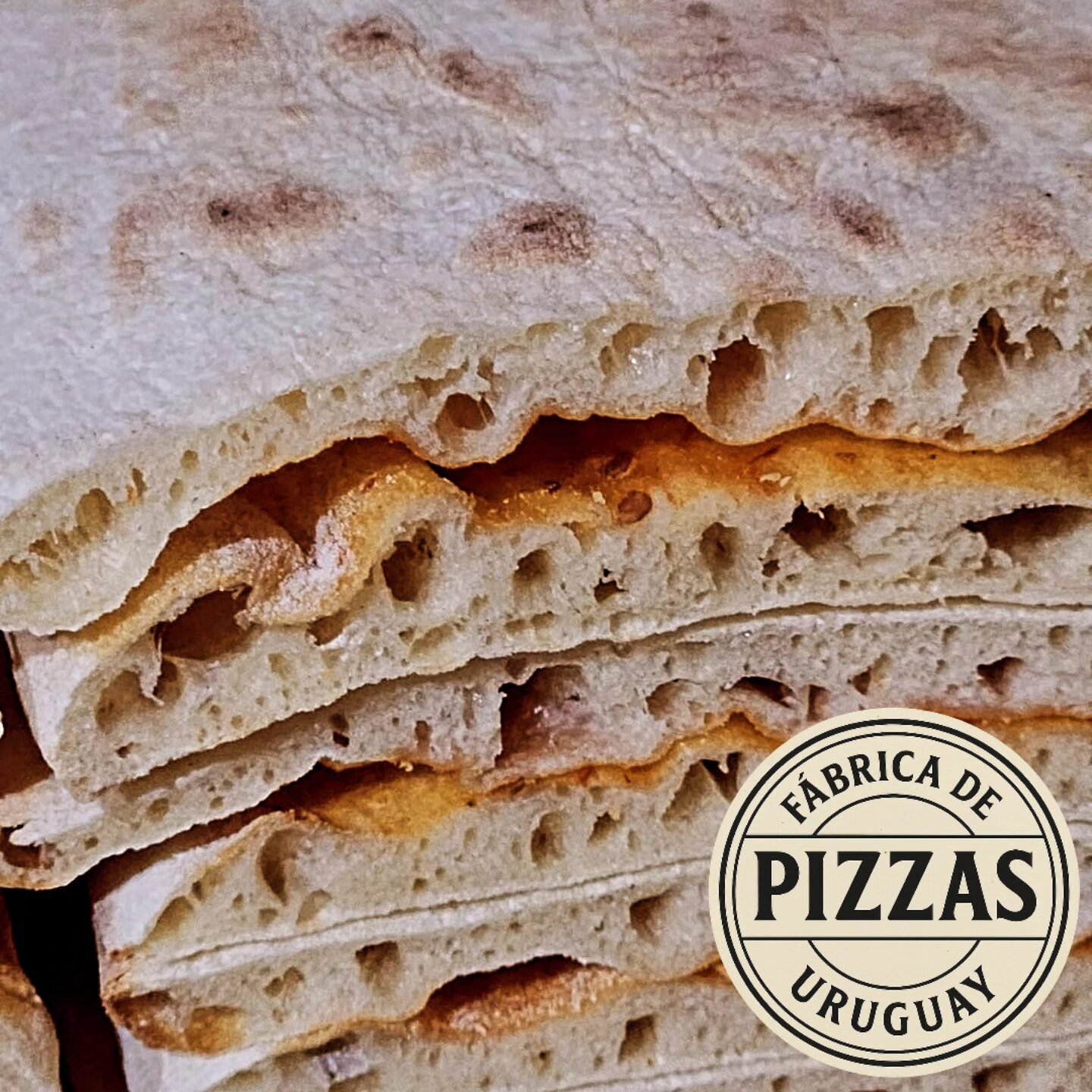 Pizza por metro prepizza – fábrica de pizzas – elaborada en horno a leña (Uruguay)