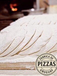 Pizzeta prepizzas – fábrica de pizzas – elaborada en horno a leña (Uruguay)